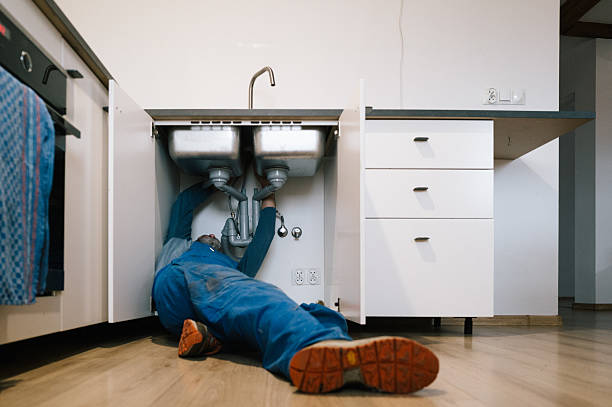 Professional Drain Cleaning technician working in Pala, CA
